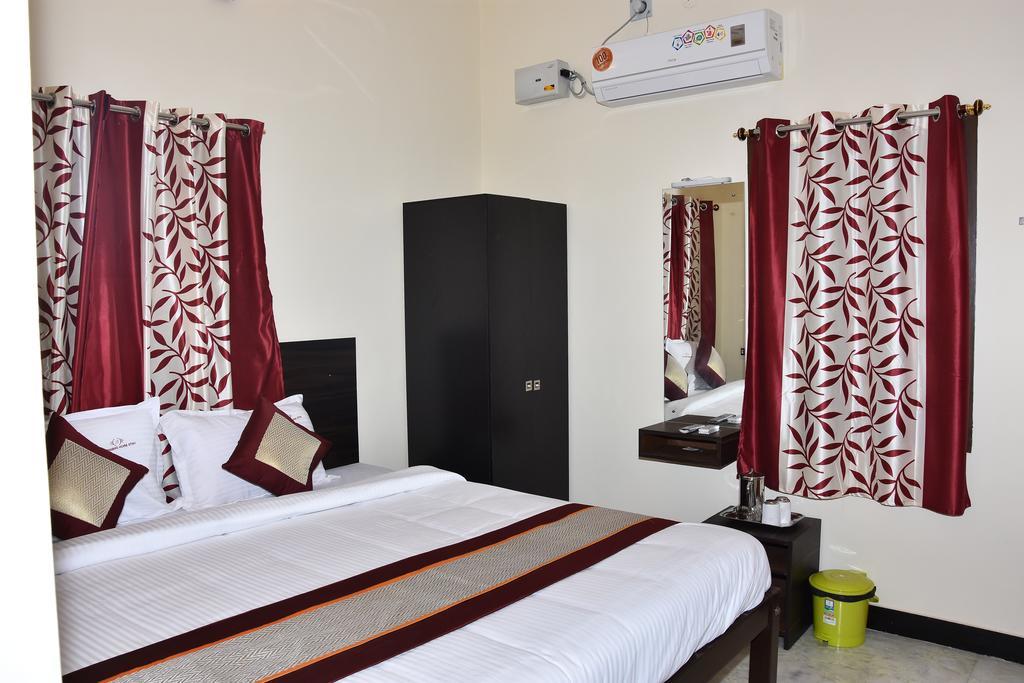 Barnabas Homestay Thanjavur Bagian luar foto