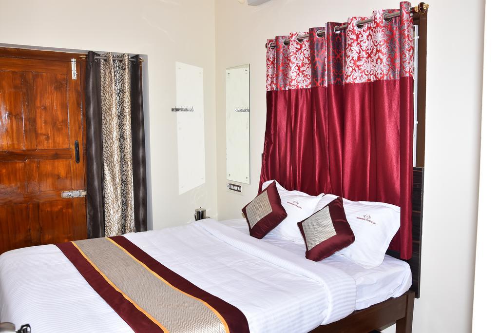 Barnabas Homestay Thanjavur Bagian luar foto