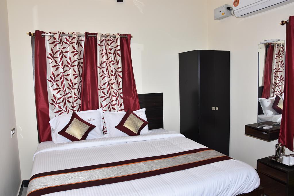 Barnabas Homestay Thanjavur Bagian luar foto