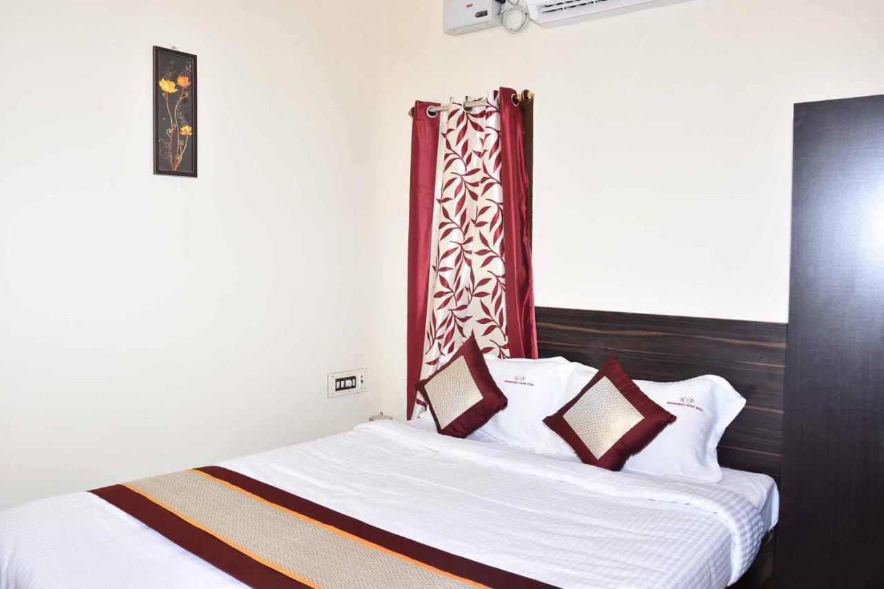 Barnabas Homestay Thanjavur Bagian luar foto