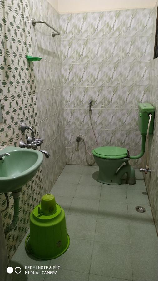 Barnabas Homestay Thanjavur Bagian luar foto