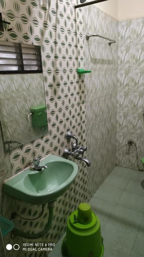 Barnabas Homestay Thanjavur Bagian luar foto